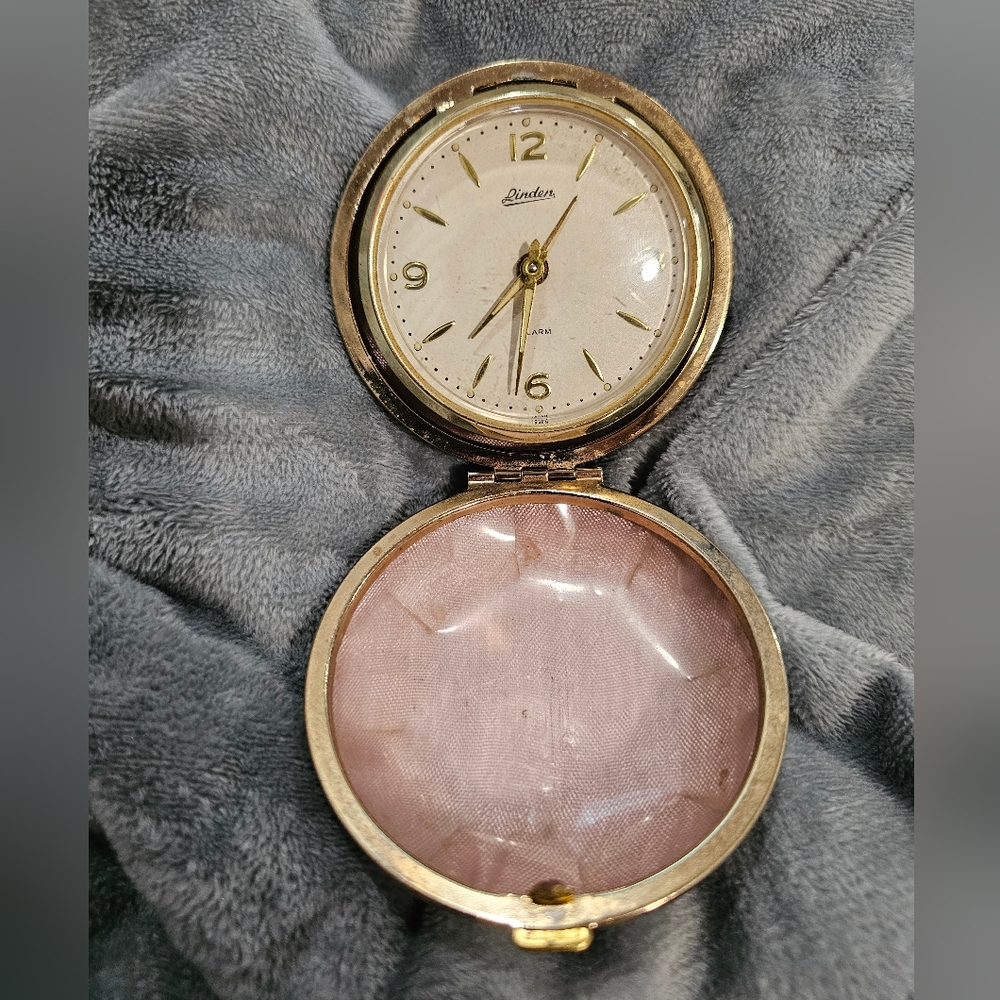 Vintage Wind Up Linden Travel Alarm Clock